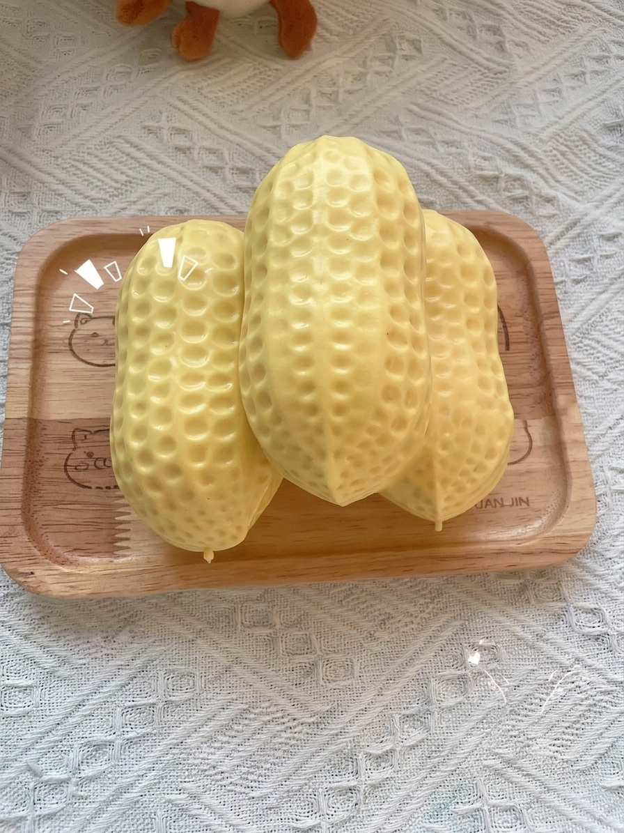 Crunchy Squishy Peanut