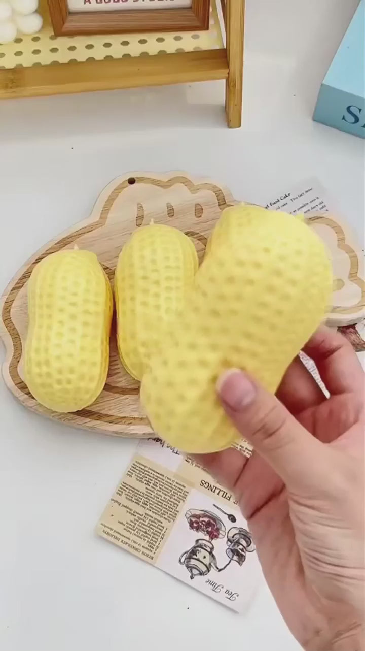 Crunchy Squishy Peanut